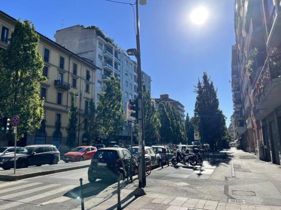 Daniela'S Spazioso Appartamento Ai Navigli ミラノ エクステリア 写真