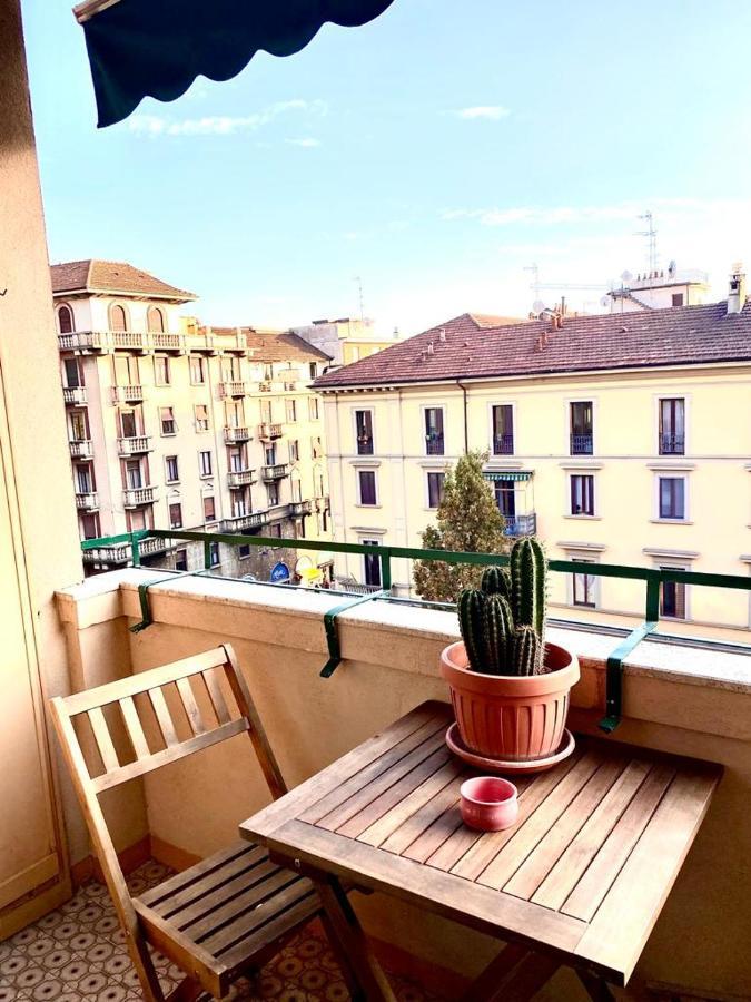 Daniela'S Spazioso Appartamento Ai Navigli ミラノ エクステリア 写真