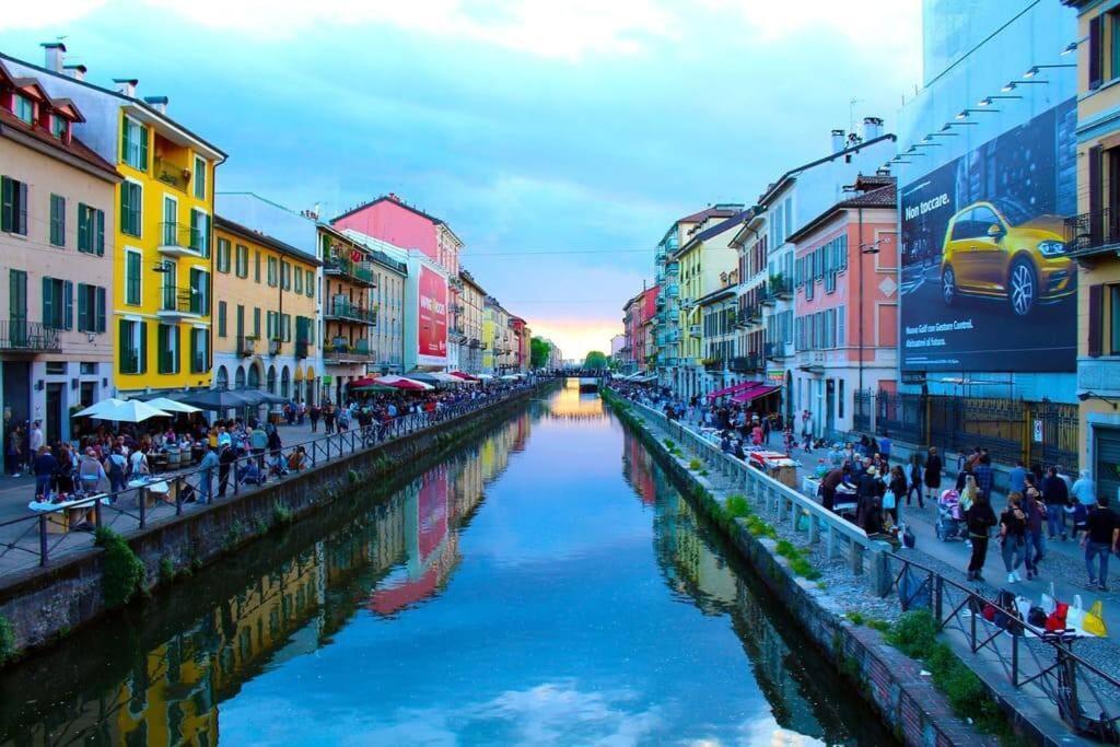 Daniela'S Spazioso Appartamento Ai Navigli ミラノ エクステリア 写真