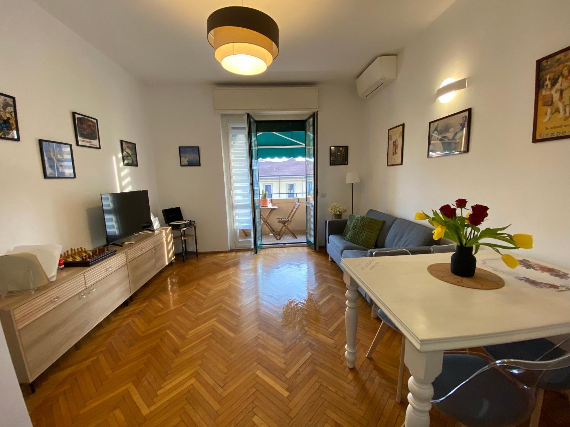 Daniela'S Spazioso Appartamento Ai Navigli ミラノ エクステリア 写真